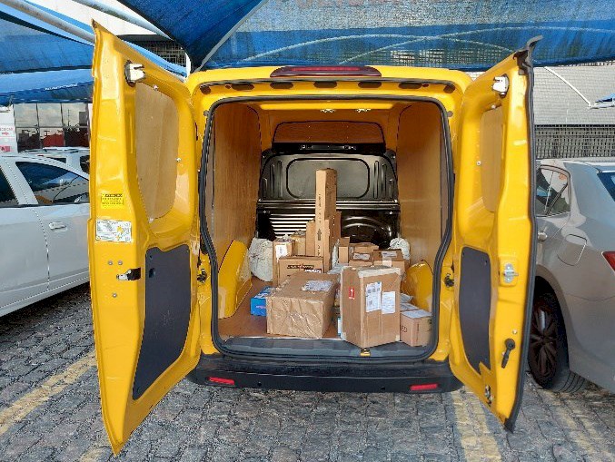 Prisão preventiva contra suspeito de roubar veículo e encomendas postais dos Correios