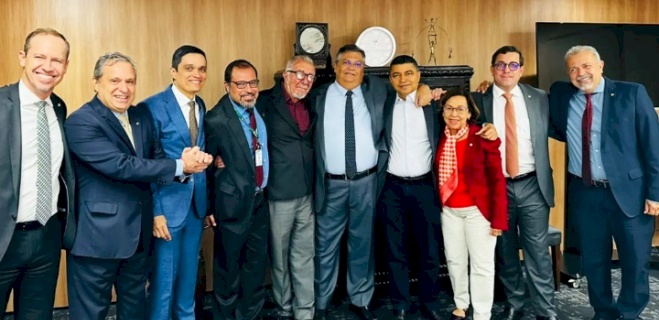 Reunião entre membros do PSB e o ministro da Justiça, Flávio Dino