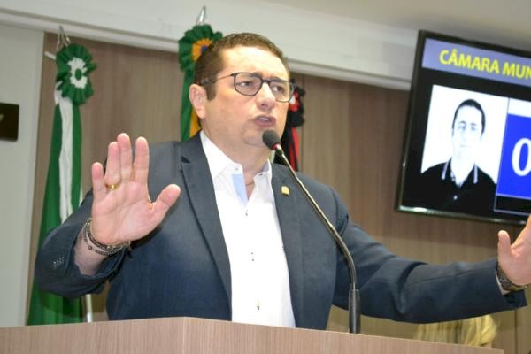 Vereador, Caca Gadelha, líder das oposições em Sousa