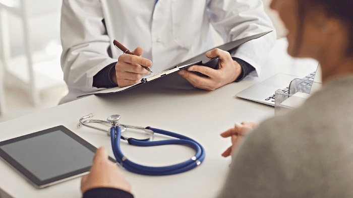 Em Sousa, Prefeitura convoca candidatos aprovados em três especialidades médicas em concurso público