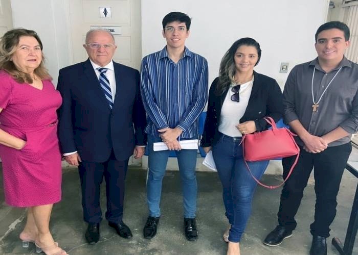 José Normando percorreu as instalações do CEA, visitando salas de aula, e alojamentos