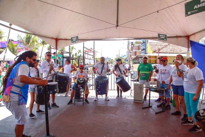Semana do Meio Ambiente com catação no Busto de Tamandaré
