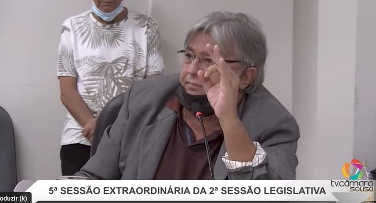 Vereador Aldeone Abrantes na Sessão Extraordinária