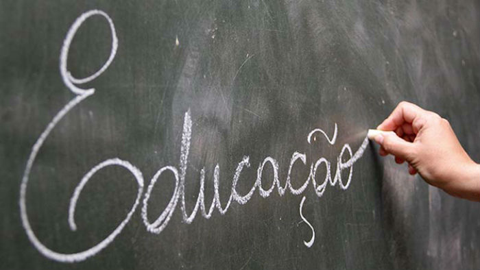 Educação