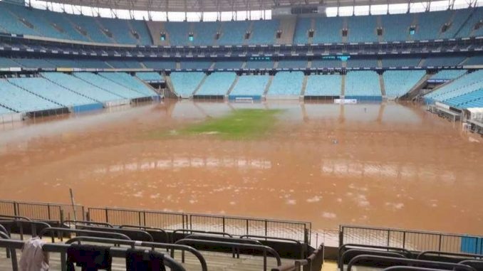 Arena do Grêmio está debaixo d'água