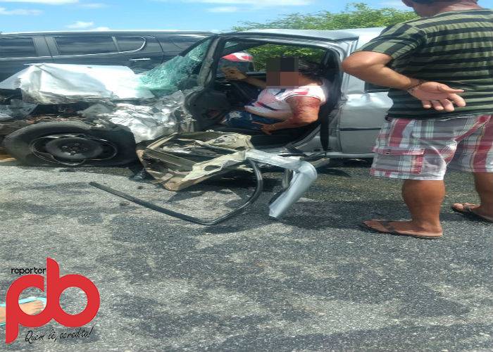 Acidente na BR-230