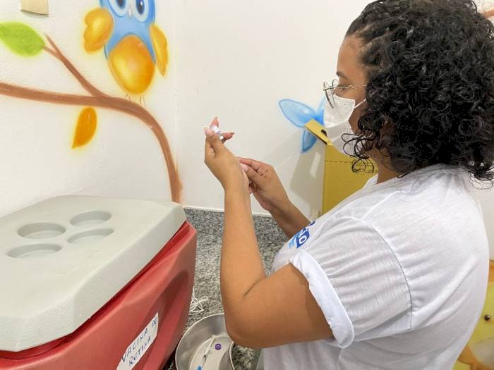 Vacinas que protegem contra dengue, Covid-19 e Influenza