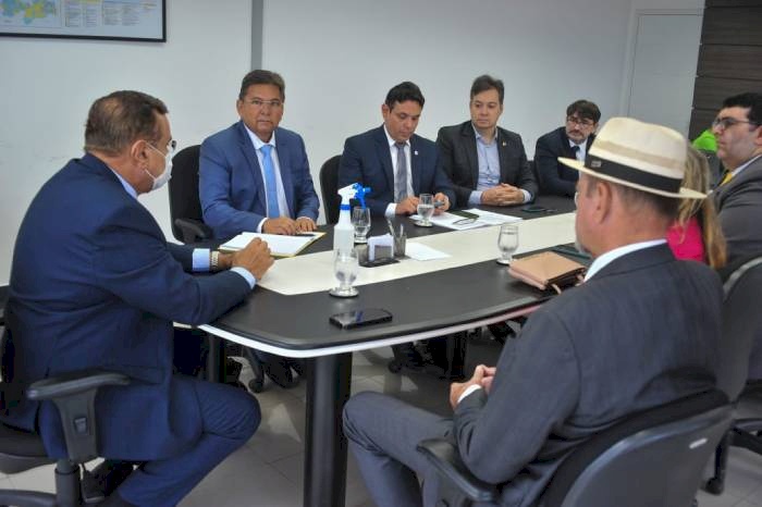 Slicitação da elevação da Comarca de Cajazeiras à 3ª Entrância do Poder Judiciário Paraibano