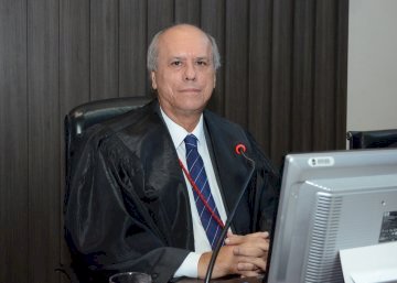 Pleno suspende norma do Município de Conde que prevê afastamento do chefe do executivo
