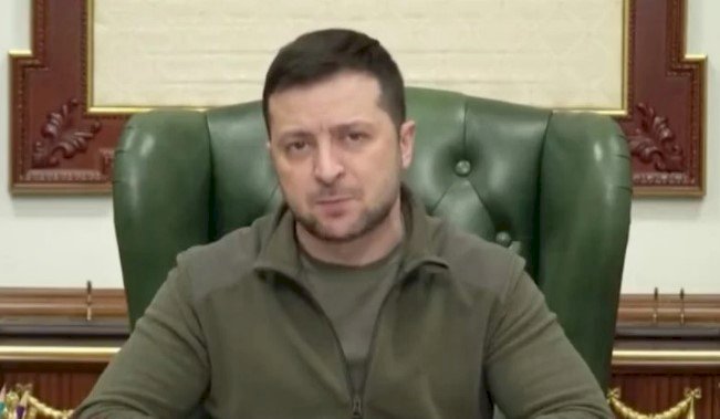 Presidente da Ucrânia alerta que é questão de tempo pra mísseis caírem em Países da Otan   