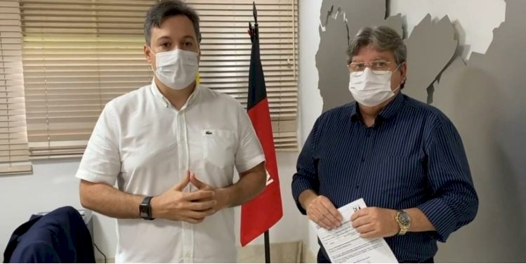 Deputado Júnior Araújo e o Governador João Azevêdo 