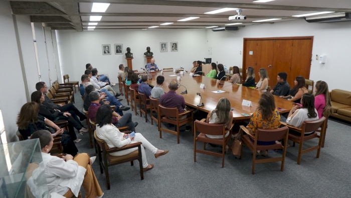 reunião com as lideranças aconteceu na sala do Conselho da FIEP em Campina Grande