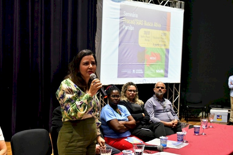 Seminário apresenta programa emergencial sobre atendimento do Cadastro Único