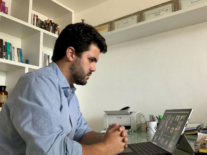 Wilson Filho apresenta requerimentos na ALPB que pedem inclusão de oito estradas do Sertão no plano de obras do governo
