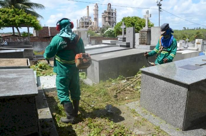 Manutenção e zeladoria nos cemitérios para visitação no Dia das Mães, em JP