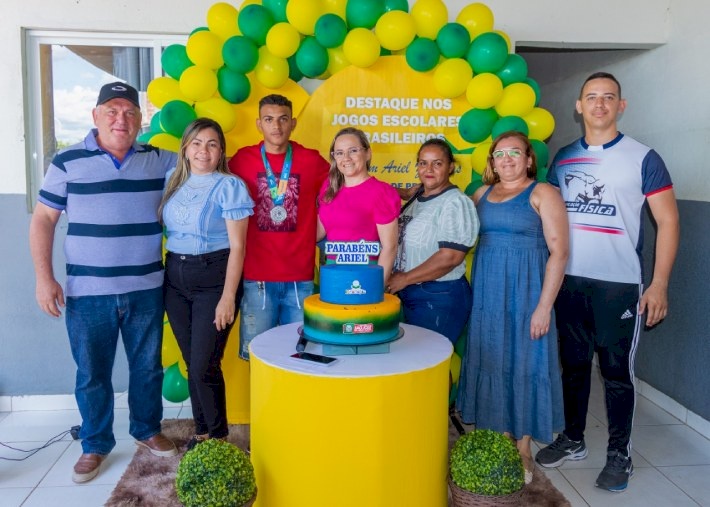 Prefeito Claudio Antônio com Atleta 