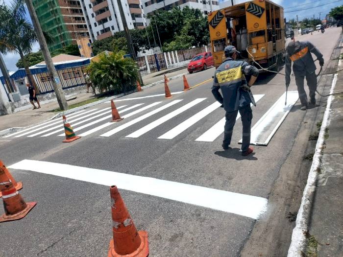 Semob revitaliza 73 faixas de pedestres em oito bairros da Capital