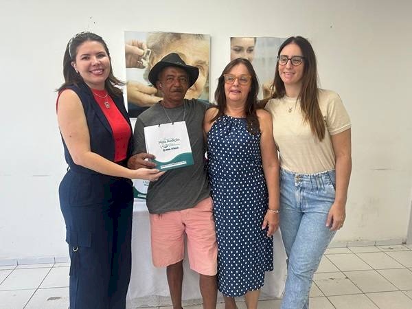 Entrega de aparelhos auditivos na cidade de Sousa