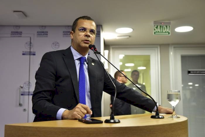 Deputado estadual Jutay Meneses (Republicanos)