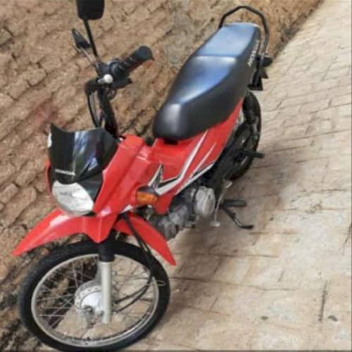 Motocicleta roubada é recuperada pela Polícia Militar na cidade de Pombal