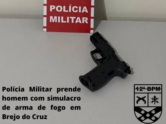 Simulacro de arma de fogo apreendido pela PM