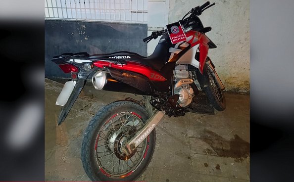 Apreensão de moto com sinais de adulteração, no Sertão