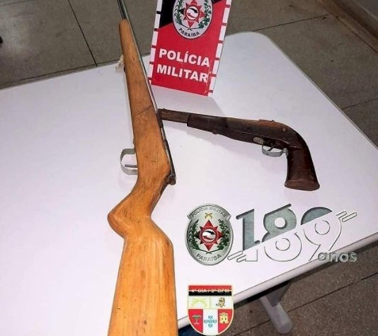 No Sertão - Armas de fogo são apreendidas após popular efetuar disparo 