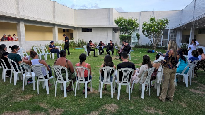 Homenagens a pacientes, acompanhantes e funcionárias no Dia Internacional das Mulheres
