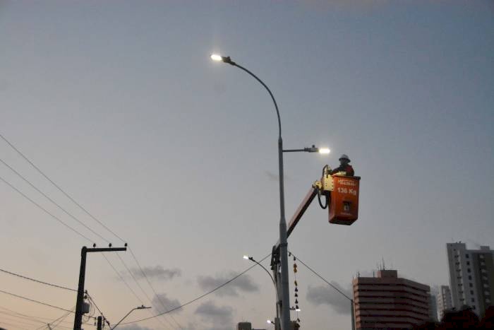 Programa de LED, com mais de 7 mil pontos de iluminação instalados na Capital