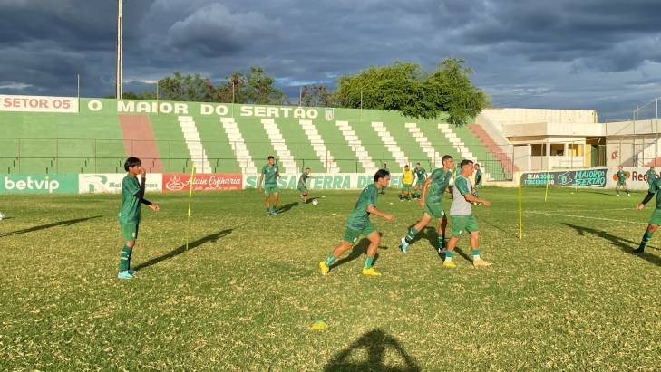 Treino do Sousa Esporte Clube antes da siada para Fortaleza