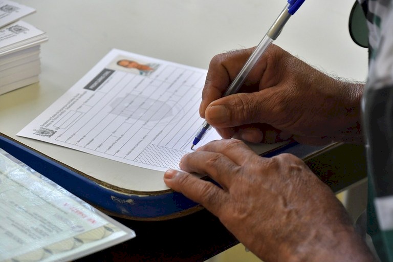 Programa Cidadão: ação itinerante em bairros de Santa Rita emite mais de 300 documentos