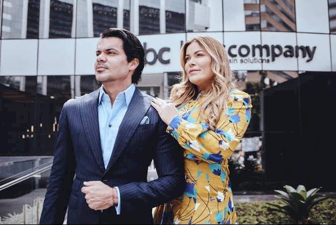 , Antonio Inácio Silva Neto e a esposa, Fabrícia Campos