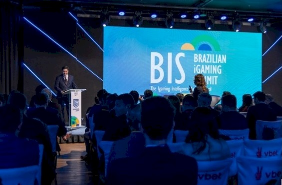 Alessandro Valente, presidente do BIS e da Afiliados Latam, fez a palestra de abertura e explanou que esperava este sucesso