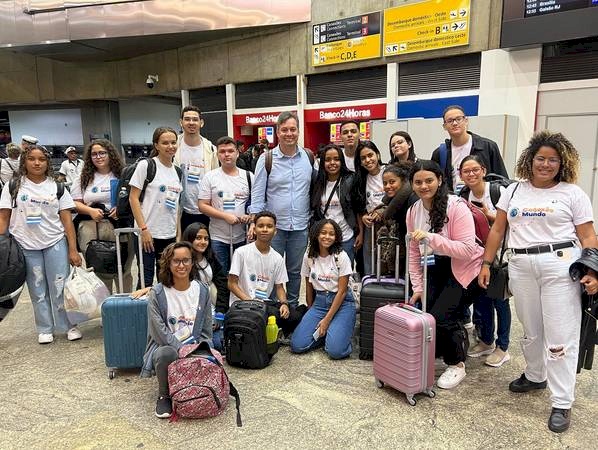 Deputado estadual, Júnior Araújo em encontro especial com dezenas de estudantes da Paraíba