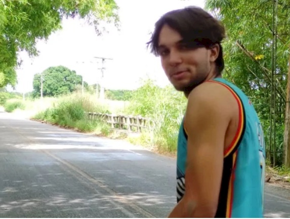 Wilton Ricardo Justino Soares, de 22 anos, desapareceu no Rio Miriri, próximo à praia de Lucena