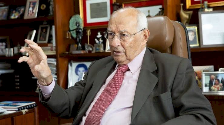 Ives Gandra da Silva Martins é professor emérito das universidades Mackenzie