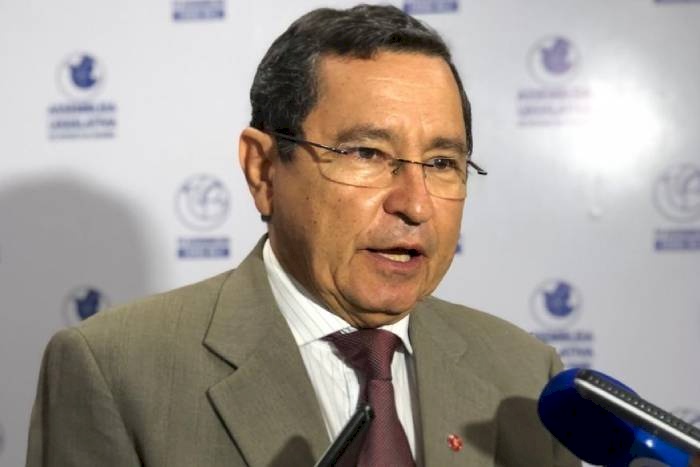Deputado estadual Anísio Maia reagiu com indignação ao senador Veneziano Vital do Rêgo (MDB)