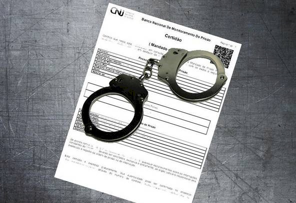 Cumprimento de mandado de prisão em Paulista