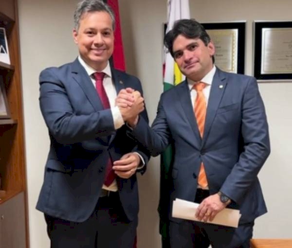 Deputado estadual, Júnior Araújo (PSB), e o deputado federal, Murilo Galdino