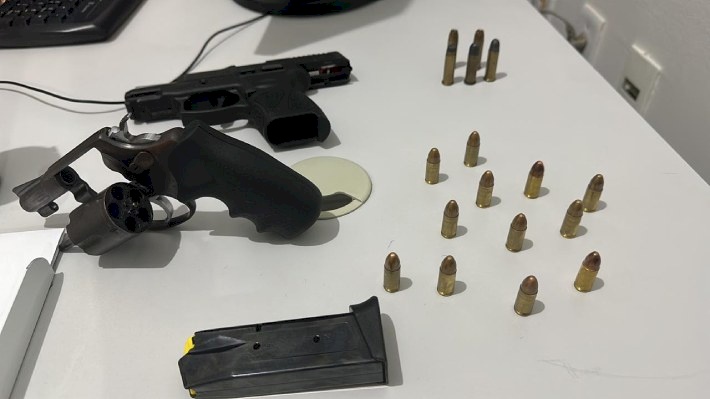 Revólver, armas apreendidas