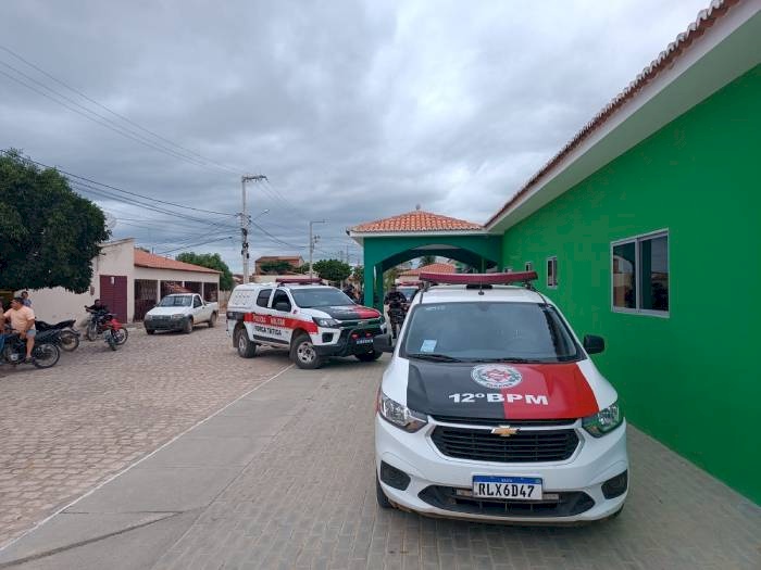 Viaturas da Polícia Militar na cidade de Bom Sucesso