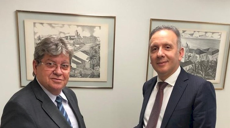 João Azevedo com o Deputado Federal, Aguinaldo Ribeiro
