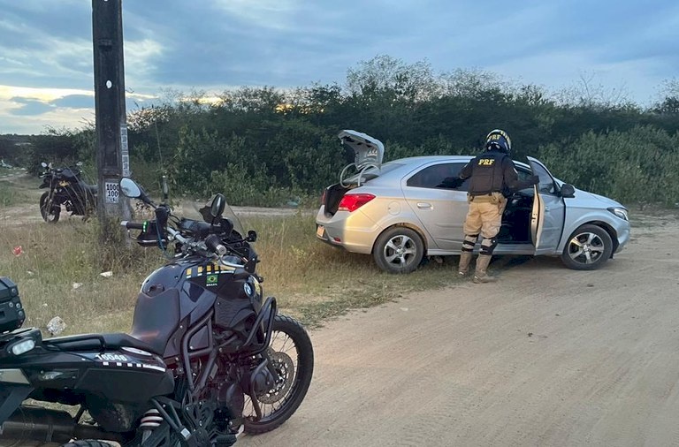 Veículo recuperado pela PRF na Paraíba 