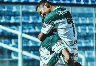 Imagem da partida entre o Sousa Esporte Clube e o Atlético Cearense 