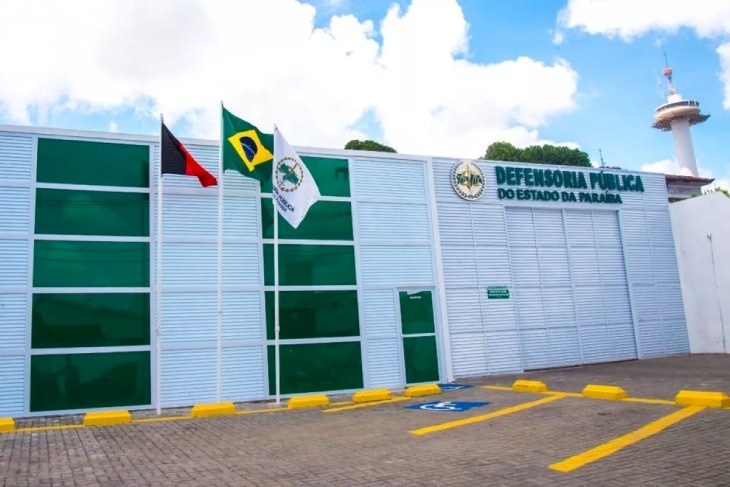 O auditório do empresarial Liv Mall, localizado na Av. Flávio Ribeiro Coutinho (Retão de Manaíra),