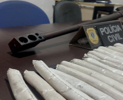 Apreensão de explosivos e fuzil .50, em Condado