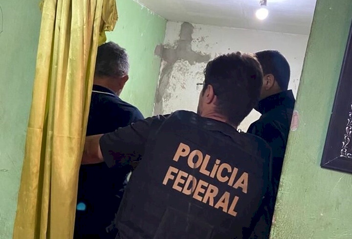 Foram expedidos pela Justiça Estadual de Alagoa Grande/PB, um mandado de busca e apreensão e um mandado de prisão