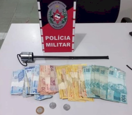 Material apreendido pela polícia militar em Esperança 