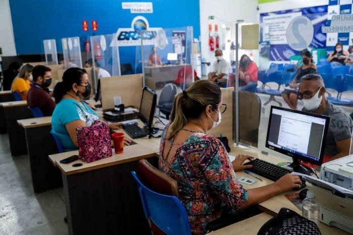 Campina Grande supera o número de 800 novos empregos
