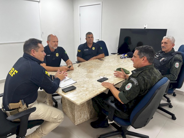 Reunião da PRF com representantes do Batalhão de Polícia Ambiental